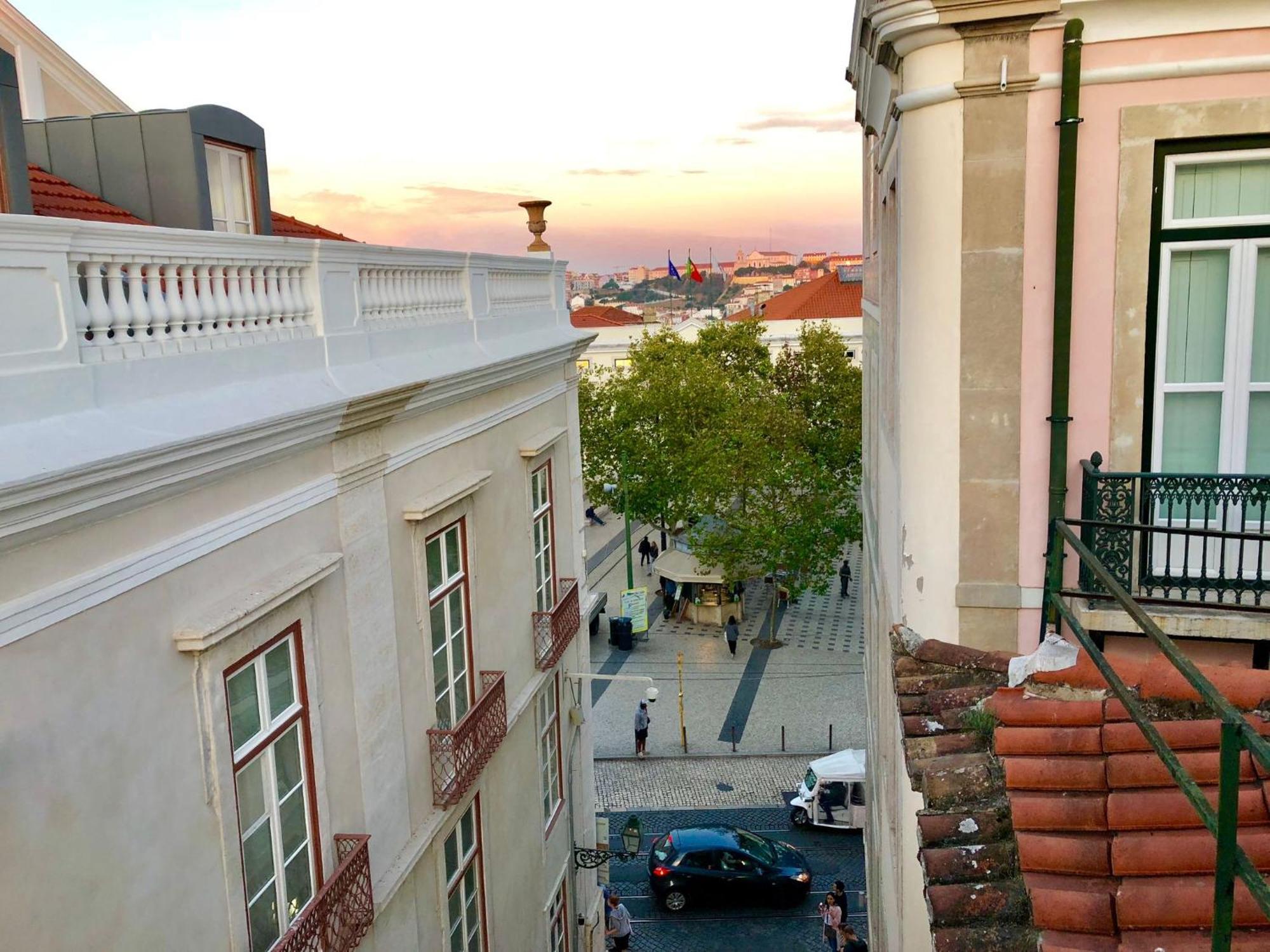 In - 4lisbon Downtown Private Bedroom View *